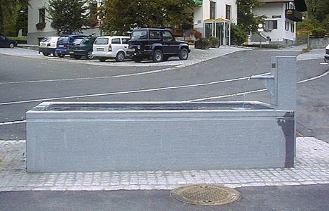 Dorfbrunnen Tschagguns ffentliche Pltze Brunnen Stein Gemeindebrunnen Stadtbrunnen Friedhofsbrunnen Bregenz Dornbirn Feldkirch Bludenz