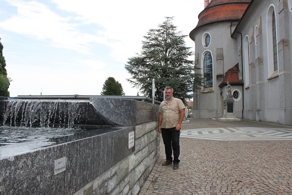 Dorfbrunnen Hchst Vorarlberg Kirchplatz Gemeindebrunnen Grobrunnen ffentliche Brunnen Bregenz Feldkirch Dornbirn Bludenz