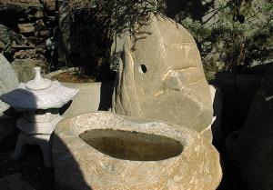 Brunnen Stein Naturstein Gartenbrunnen Steinmetz sterreich Vorarlberg