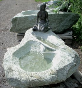Brunnen Stein Naturstein Gartenbrunnen Steinbrunnen Garten Granitbrunnen Granit Steinmetz sterreich Vorarlberg Lustenau Dornbirn Bregenz Feldkirch Bludenz Lech Zrs Hard Hchst Fuach Kennelbach HohenemsFuach Kennelbach Hohenems