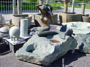 Brunnen Stein Naturstein Gartenbrunnen Steinmetz sterreich Vorarlberg