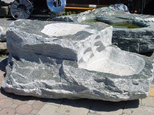 Granit Brunnen Stein Naturstein Gartenbrunnen Steinmetz sterreich Vorarlberg