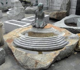 Brunnen Stein Naturstein Gartenbrunnen Steinmetz sterreich Vorarlberg