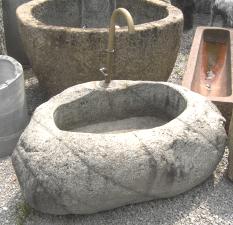 Findling Brunnen Stein Naturstein Gartenbrunnen Steinmetz sterreich Vorarlberg