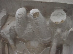 Skulptur aus Massivstein Wassereinlauf Stein Marmor 