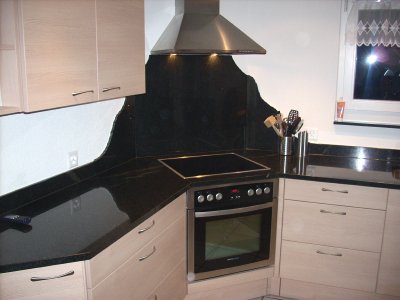 Arbeitsplatte für die Küche aus schwarzem Granit Küchenarbeitsplatte Küchenabdeckung Granitarbeitsplatte Granitplatte Steinplatte